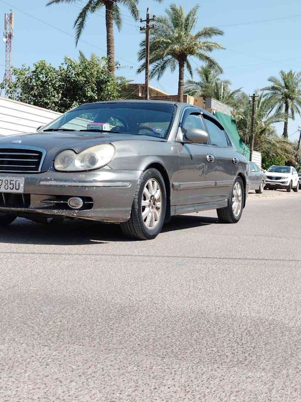 سلام عليكم سوناتا وفود موديل 2004 مكينه وكير حاوية قبل شهر شادهن مكينه 6 سلندر 2700 رقم بغداد بسمي انكليزي جديد هزه جديده سنوية جديده منضومه  تبريد جديده ثلج 🥶 حداديه جديده شاشه كامره خلفيه  سنتر لوك بصمه عدد2 كهربايات كلهة شغاله سياره جديده خير من الله غرفته بعدها جديده العنوان بغداد المشتل السعر 54 وبيه مجال حك الجيه الرقم الهاتف ***********
