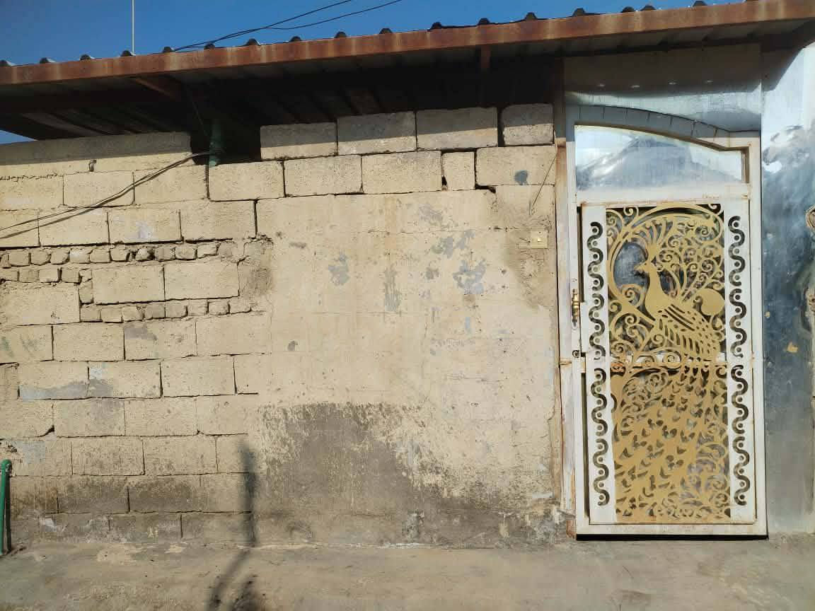 سلام عليكم مشتمل للبيع الموقع حي رشيد المساحه 125للستفسار
*********** السعر خاص او اتصال 
مهند العجيلي
