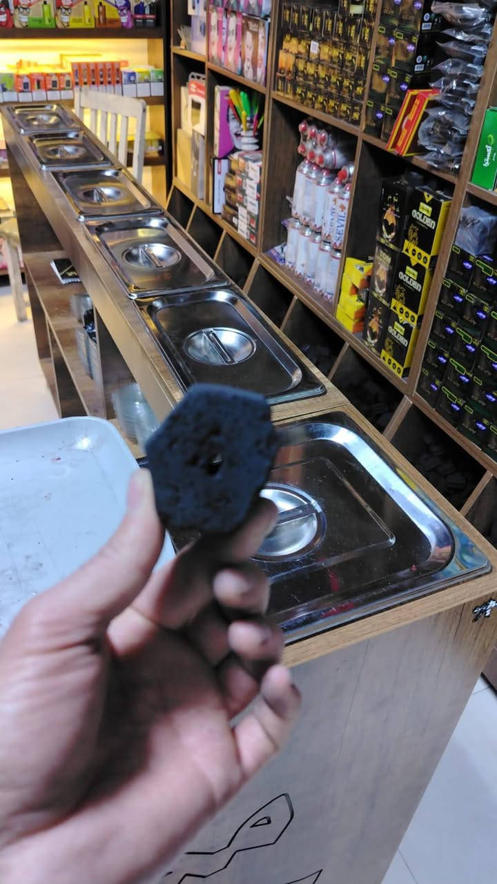 يالله السلام عليكم
النوعيه (كوكو مشن) و( التايتنك) اقوى نوعيات حالين 
يتوفر
 (فحم واشر) 
و (الملس،) 
و (المحزز) 
و(مستطيل مشيف) 
و(مربع مثقوب) 
و(طبيعي بدون غاز ) 
درجه اوله موجود نموذج وشوفه النوعيه مالته كلهن درجه اوله وباسعار منافسه للسوك وبسعر زين  (للاستفسار او الحجز راسل هنا على هاذ الرقم ((***********))
