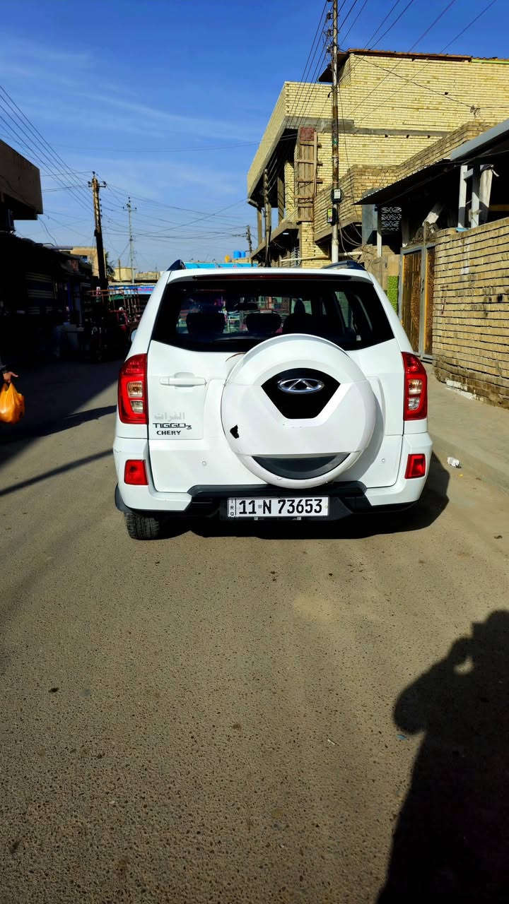 السلام عليكم تيكو3 موديل2018
كير ميكانيكي مكينه 2000 رقم بغداد انكليزي بسمي ماشيه 79 الف حقيقي مواصفات السياره فتحه سقف داخل بيجي شاشه وكامره  حساسات   السعر (85$) وبيها مجال
بيها جاملغ الامامي بي بارد مثل ماموضح بصورة
المكان بغداد المعامل 
حي النصر 
***********
