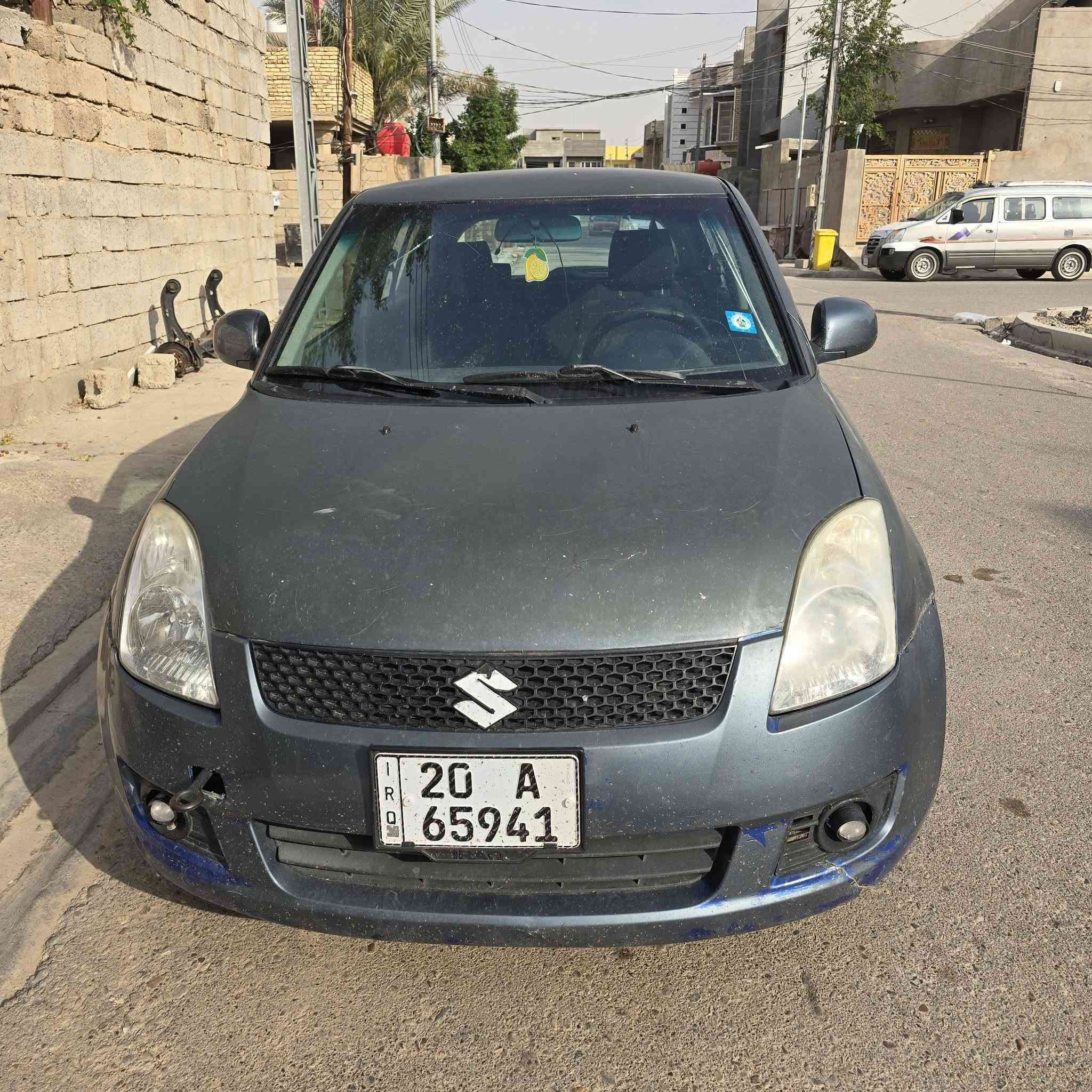 السلام عليكم سازوكي سويفت ٢٠٠٨ محرك ١٦٠٠ بي كازكيت خفيف رقم ديالى انكليزي بسمي تحويل ثاني يوم سنويه ل٢٧ مصبوغه عام جماليه السعر ٤٥ وبيها مجال او مراوس بيكم ٢٠٠٢ 
***********
