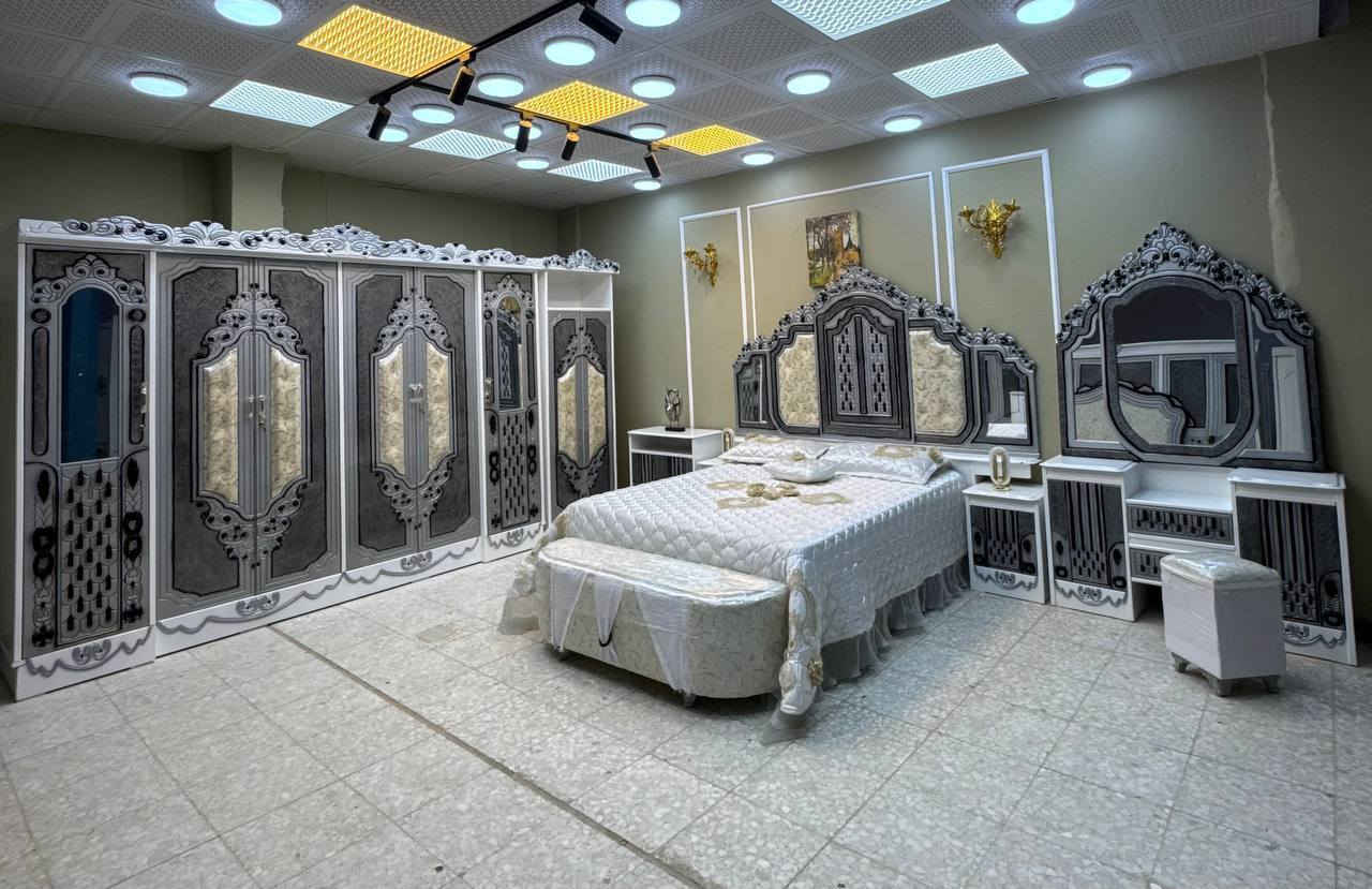 *********** للحجز والاستفسار الاتصال على الرقم متوفر الان موديلات  جديدة سارعوا الحجز 

السعر مليون دينار فقط 

سعر الشازلون الخزان 75 الف 

سعر الشازلون المقعد 50 الف 

غرفه نوم داخل معاكس خشب 3 ملم
خارج تحفير sns انديف 5 ملم

الصبغ حراري درجة اولى

6باب  متكونه من 9قطع

زاويه تصميم كنتوري بارتفاع الكنتور

السرير بلاويد اسود 6ارجل

قياس الكنتور ارتفاع 2.40 وعرض 3.20

النقل والشد مجاناً داخل بغداد 
 
يوجد توصيل الى جميع المحافضات وباسعار مناسبه

للحجز والاستفسار مراسله الصفحة
