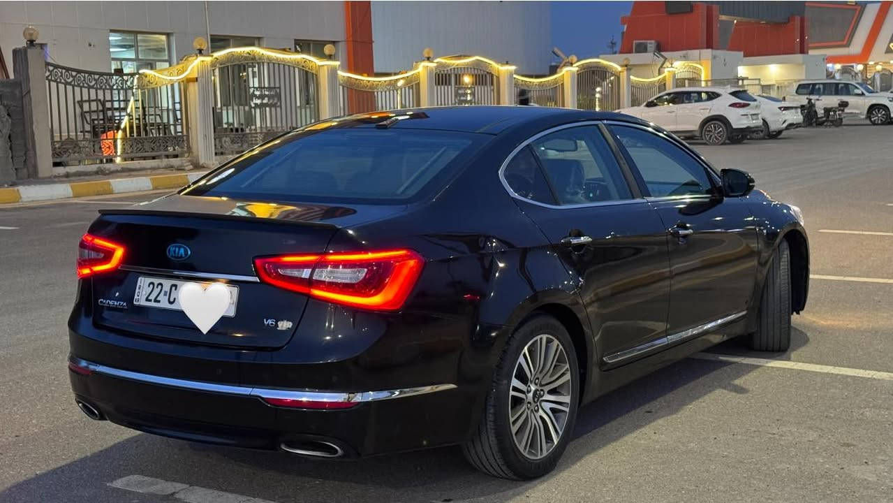 ❇️ كيا كادينزا (2014)  فول 1/1 
❇️خليجي السياره اعلى مواصفات بالكادينزا فول ملكي
❇️رقم اربيل  جديد هزة جديدة باسمي
المواصفات:
❇️محرك 3500 دوش سليم
❇️ گير 6 نمر سليم
❇️شفتات بالستير
❇️بصمة
❇️كشنات جلد تدفئة وتبريد ومساج
❇️ميموري كشن السايق
❇️سايد بريك بصمه
❇️سقف بانوراما فتحتين
❇️سستم صوت انفنتي 12 سماعه
❇️ ثنين دمام بلادي خلفي امامي
❇️برده خلفيه كهربائيه ويه البك تصعد وتنزل
❇️كراسي كهرباء امامي
❇️تحكم خلفي بالتبريد وبالمسجل
❇️شاشة اندرويد
❇️ستيرن كهربائي 4 اتجاهات
❇️ تحكم اربع جهات
❇️حساسات خلفي
❇️لايت باك لايت لد
❇️انارة ترحيب عند الاقتراب
❇️دخول ذكي عند الاقتراب
❇️خاصية الخروج المريح من السيارة بعد الاطفاء
❇️نظام اوتو هولد
❇️انارة داخليه ليد
❇️كامرة خلفيه
❇️شفتات ستيرن
❇️تبريد قطعتين تحكم مناخي
❇️السيارة مصروف عليها كلش هواي مسويلها ادامة كاملة تخم تاير جديد باتري جديد
❇️منظومة الوقود بالكامل جديده من الفيتبم للنوزل للبلك
❇️صدر امامي خلفي جديد + درايم شفتات فلنجات ❇️دسكات جديده
❇️شريط ستيرن جديد
❇️سيارة بيها 3 قطع باب السايق بنيد جاملغ وبيها شبر بكل تكمة خفيفه كلش و تبديل القطع نفس اللون بالضبط سيارة ربع ما تصرف عليها كل شيء مشتغله على ايدي
سعرها 126 بيها مجال حگ الجيه
تراي السيارة انطي من الانبار للبصرة
تحويل السيارة مباشر
مكان السيارة الانبار / الفلوجة
***********
