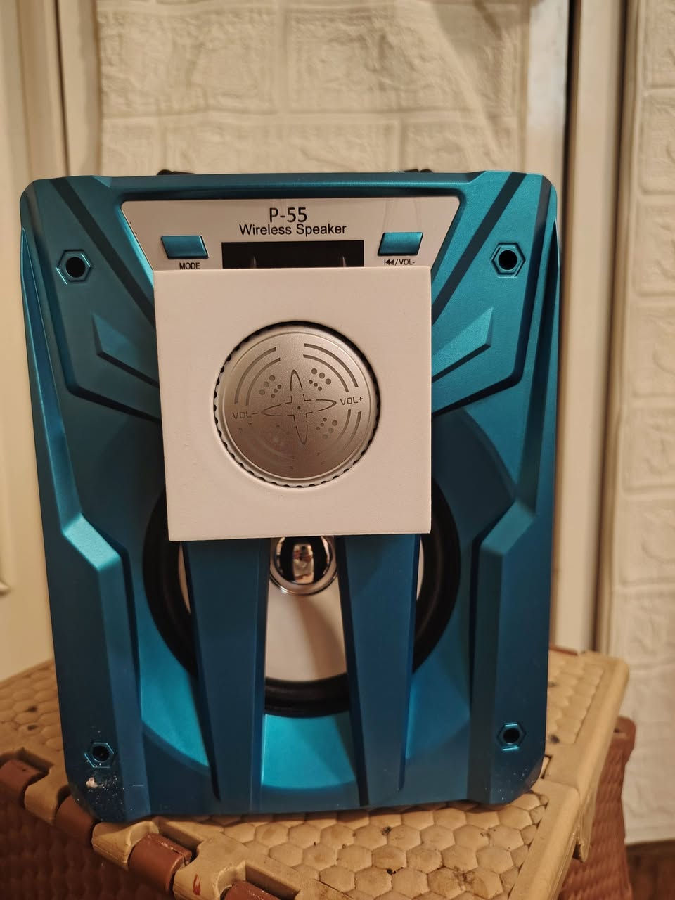 #سبيكر نوع و P-55 Wireless Speaker

جديد بالكارتون.. السعر 20.000 مع التوصيل
راديو ⬆️ منفذ شحن ⤴️ منفذ حاكيه، الصوت خرافي.
***********. ادخل واتس اب
