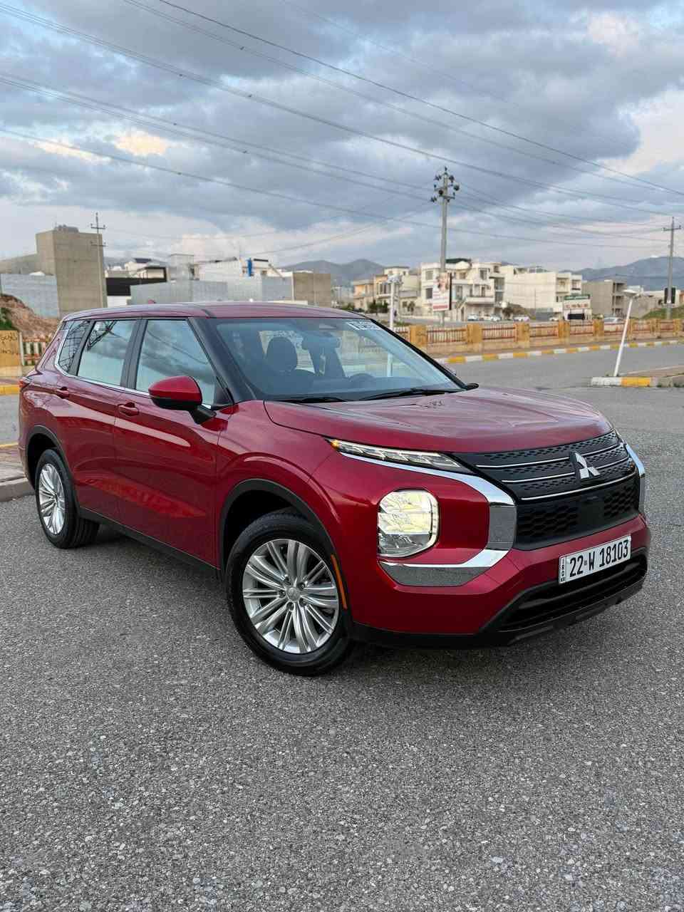 ئاوتلاندەر مۆدێل 2024
بێ بۆیاخ و بێ سارد و بێ ئێرباگ 
تەنانەت دەعامیشی بۆیاخی نیە 

 سێ ریز کوشن حەجم گەورەی فامیلی
نیو مواسفات  

مەکینە و گێر و کارەبایی بەشەرت
تەنها پەنجا هەزار کم رۆشتوە

بەناوی خۆمانەو سەیارەکە لە سلێمانییە

تکایە گەر مشتەریت و زانیاریت ئەوێ تەلەفون بکە
***********

نرخی ٢٠٦ ورقە Singapore
