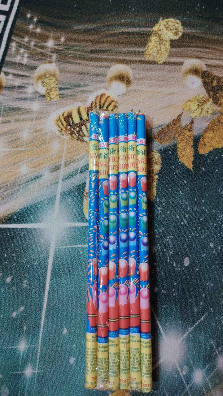 سلام عليكم يوجد انواع العاب الناريه بسعر مناسب جدا توصيل مجاني داخل النجف الاستفسار الاتصال على الرقم ***********
