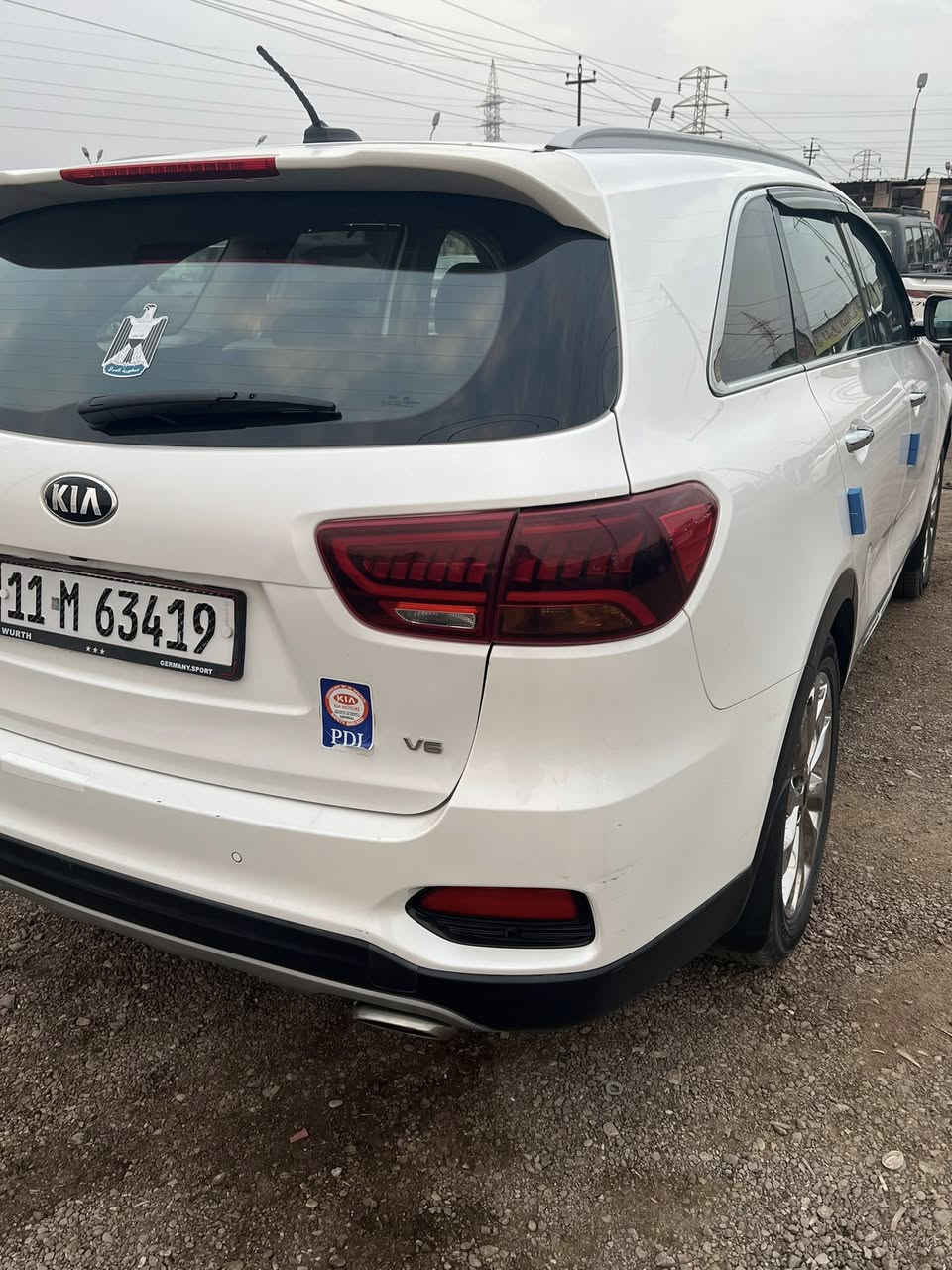 سلام عليكم ورحمه الله وبركاته 
سورنتو 2019 خليجي فول فول موصفات 
ملاحضه سياره بيها صبغ بنيد وجاملغ كلير بس عداها كفاله 
مكينه كير كلها كفاله 
بصمه تشغيل 
بصمه بيبان 
بصمه جنطه 
جنطه كهرباء 
كراسي ثنين كهرباء 
بونراما طقتين 
شاشه جبيره 
كأمره دوار 
سبعه راكب 
ثلاث قطع تبريد 
سته سلندر 
مانع تزحلق 
تخم تاير جديد 
حساس امامي خلفي جانبي 
وبعد بيها موصفات 
رقمها بغداد وبسمي تحويل ثاني ويوم 

عنواني ديالى الخالص اتصال واستفسار 
*********** بي واتساب 
السعر 222 وبيها مجال بسيط تحياتي
