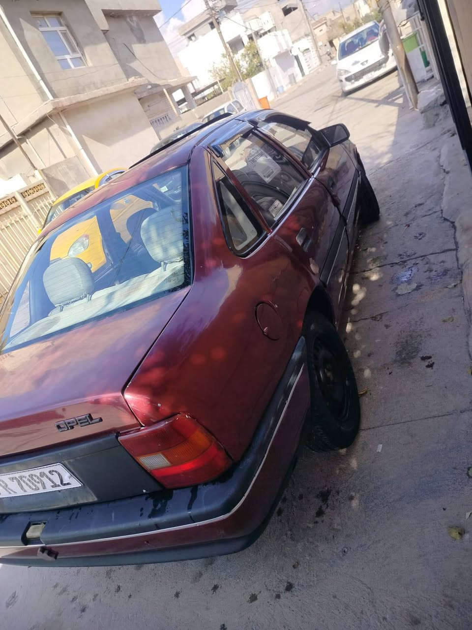 فكترره حجم 18موديل 91 مصبوقه حزام هلالت معمره سنويه 31 بسمي اني شرعي سعر 40 وبيه مجال ستفسار ***********
