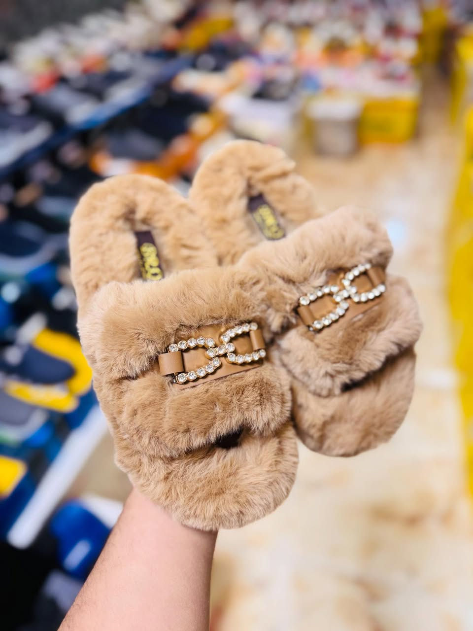 #جديدنا_في_محلات_ابو_زهراء_العبيدي_تكريت 

#سليبر_نسائي_فرو💜💜


**إذا كنت صاحب هذا الإعلان وتريد حذفه لأي سبب، رجاءا أرسل رسالة إلى الدعم الفني**