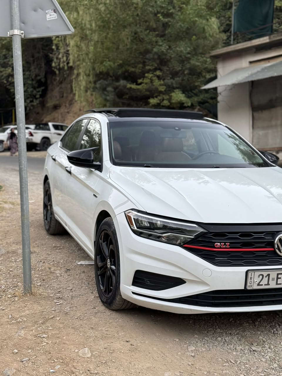 2019
‎تایبەتمەندی se 
‎بۆنت پەمپە دەرگای سیاق بۆیاخەناوی نەگرتوەو ئێرباگ سوکان و شان  
‎هەززەو سەنەوی تازەیەو چوار تایەی نوێی لەژێرە و ٩٠ هەزار ڕۆیشتووە 
‎ڕادیتەر لایت بەردی گزۆر رادار هەمووی شەرێکەیە نەگۆراوە 
کامل سێرڤس و هیچ گڵۆپێکی داشبول دانەگیرساوەو بەشەرتی هەموو فەحسێک 
سحر١٦٠$ گەلا و مەحامەلە 
*********** 
واتس ئەپو 
فایبەری لە سەرە
