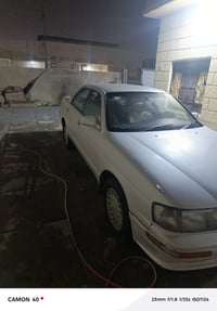 ابيض • موديل ١٩٩٥ • مكفول