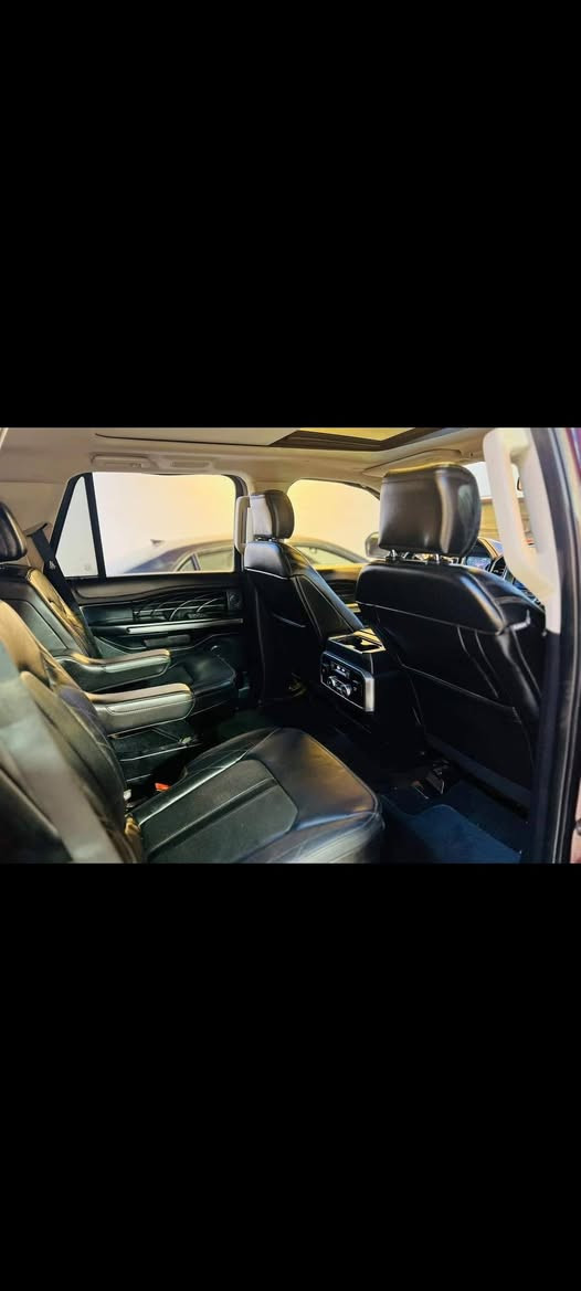 سلام عليكم
للبيع او المراوس حسب القناعه 
فورد اكسبيديشن بلاتينيوم
فول 1/1
موديل 2020 وارد امريكي محرك 6سلندر حجم 3500 تو تيربو
مرقمه بغداد بأسمي ماشيه 16 آلف  ميل
حادث تبديل چاملغ وبنيد
اللون كرزي
السعر 275$
للتواصل وطلب صور الحادث الاتصال وات ساب ***********
السياره موجوده بالديوانيه
