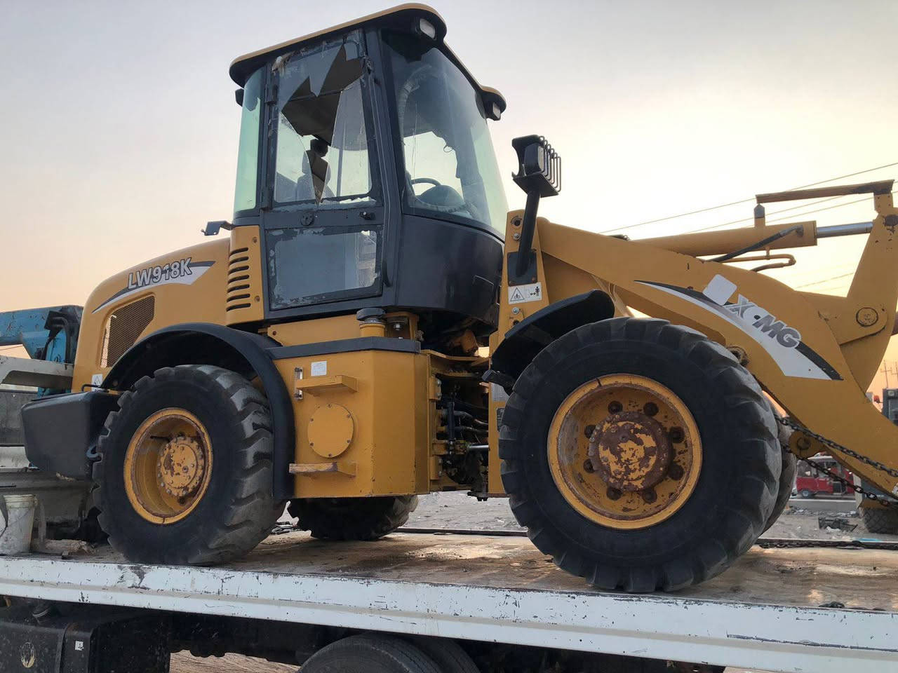 سلام عليكم
شفل LW918K للبيع مديل 2016 رقم جديد انكليزي بسمي   رقم الهاتف ***********
