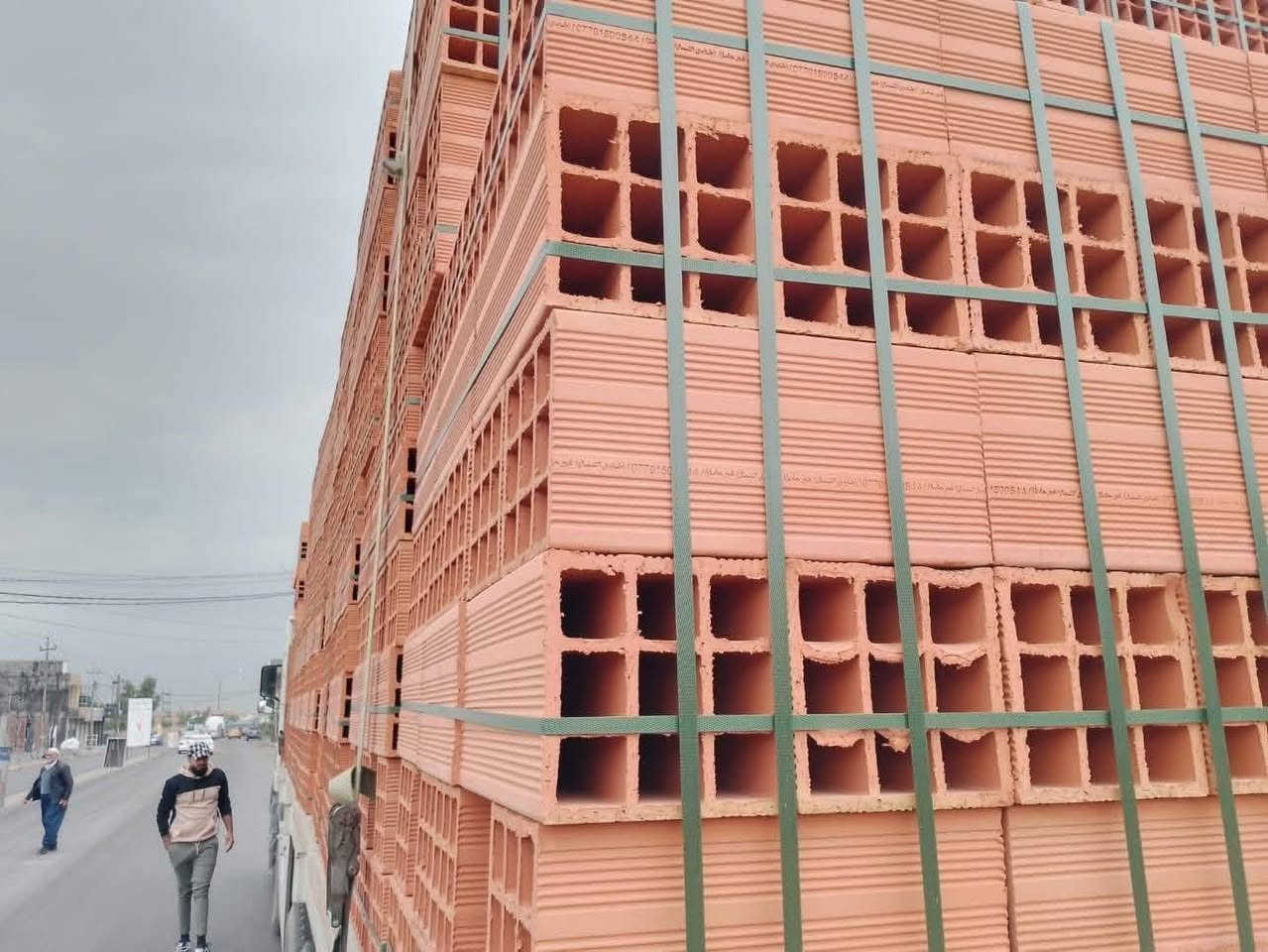 أسعد الله اوقاتكم 🤲🫡

يتوفر لدينا جميع مواد البناء 🚧👷🏼🏗
اسعارنا تنافسية 🫅🏼والجودة عالية 💯.    

١_حديد تسليح ((بكافة أنواعة )):-

_حديد تسليح عراقي ff 
_حديد تسليح سابك سعودي ،  
_ حديد تسليح فان ستيل ، 
_ حديد تسليح الماس ، 
_حديد تسليح ميد ستيل ، 
_حديد تسليح روهينا أيراني ، 

٢_ طابوق أحمر 🧱🧱 بأنواعة :-
_الهلال،🧱. 
_ الخول،🧱 
_آشور ،🧱  
_آسو ،🧱  
٣_ طابوق أبيض ⬜️بأنواعة :-
_محمد السالم،◽️
_جبل لبنان ،◽️
_ ياسر وعامر ،◽️
_حجي ابراهيم ،◽️. 
_حجي ثامر ، ◽️
_المدينة المنورة ،◽️
_الميثاق ،◽️
_الأمين ،◽️
_النجمة ،◽️
_ المختار ،◽️
٤_أسمنت بأغلب انواعة وافضلها :-🪨
_أسمنت ماس (عادي /مقاوم )
_أسمنت القائم (عادي /مقاوم )
_أسمنت كبيسة (عادي /مقاوم ) 
_أسمنت بازياني (عادي /مقاوم )،
_أسمنت أبيض أدنة ، ( تركي  ) 
_أسمنت أبيض ،( سعودي )
_غبرة (نثر )  
٥_بورك بنوعيه :-
_بورك المالج ؛
_ بورك الميزان ؛ 
٦_ بلوك بأنواعة :-🔲
_بلوك اشور ،   
_(الحامل /القاطع )
_ بلوك الهلال الحامل 
-(الحامل /القاطع )،🔲 

٧_مادة Kalekim ,متوفرة (بأنواعها وألوانها)

٨_رمل بأنواعة :-🏖
_رمل فحص مكرر درجة اولى ، معمل المصطفى ،
_رمل فحص ,
_رمل مغربل أحمر ،(  درجة اولى . )
_رمل مغربل أبيض ,(درجة اولى )،  
_رمل أخيضر ،
_رمل النجف (رمل بناء )،
_رمل فحص مكرر (معمل مطيران . الحبانية )، 
٩_ حصو مكسر (معمل سامراء ٥/١٧ )،🪨

_حصو عادي (معمل النباعي )، 🪨

١٠_ جلمود  بنوعيه ؛- 
_جلمود النباعي ،  
_ جلمود سامراء ، 
١١_سبيس (النباعي )درجة اولى ،  
١٢_زميج (حدائق ، شتايكر )، 

١٣ قواطع ثرمستون بمختلف والاحجام والقياسات ،

ماده لاسقه كلكيم 1054 ابيض  ،
ماده لاسقه 1054 أسمر،
ماده لاسقه 1052 ايض ،
ماده لاسقه 1056 ابيض،
ماده طلس 40-40/ ،

*نضام البيع جملة ومفرد (سكسات ، تكات ،ازوزات )واكيد سعر المفرد بسعر الجملة 😊💁🏻

والاحلى من هيج 🙋🏻
لاتتعب ولاتحتار طلبك يوصلك 🚚 ع المكان 📍 الي تريدة وبلوقت ⏰ الي يناسبك
للطلب🧾والاستفسار 🧐
الاتصال ☎️او ارسال رسالة 📫على الارقام التالية 
📞 *********** 
📞 ***********
📞***********
📍موقعنا ؛ بغداد .العامرية. شارع البصرة 
يوجد توصيل 🚚 لكافة مناطق بغداد 💁🏻😊
