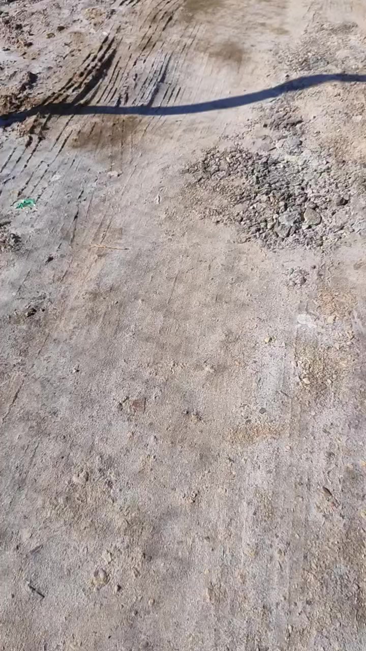 السلام عليكم قطعه للبيع بالبكرلي بشارع الغسل  طابو زراعي سند 25 مساحتها 220 متر قطعه مدفونه ومرتبه 
موقعها بداية شارع الغسل تبعد عن الشارع العام 75 متر مسيجه 

////////*****//////
سعرها 35 وبيها مجال 
للاستفسار الاتصال على الرقم *********** حسين المعموري
