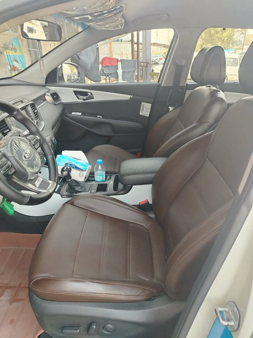 يالله سلام عليكم سورنتو (٢٠١٦)  بحاله الزيرو ٧ راكب مكفوله كفاله عامه ولزكات الشركه كلهن بيها ماشيه ٦٢ الف حقيقي شرط الفحص 
رقم بغداد بسمي الدولي
محرك ٦ سلندر ع وضع الشركه
تحكمات ستيرن فول جهتين
تبريد ٣ قطع
زراك لايت
حساس امامي خلفي
شاشه جبيره نظام GPS
٣ انظمه قياده
بصمه ترحيب عند الاقتراب
بك لايت LED
سبير وضع الشركه
صندوك كهرباء ذكي عند الاقتراب
بردات خلفيه
كشنات جلد بلادي اصلي
اريل انفكيشن
يدات نيكل ترحيب
دوس ترحيب
ويل كب كروم تخم تاير اصلي
مكان السياره بغداد شارع فلسطين
الاتصال ***********
