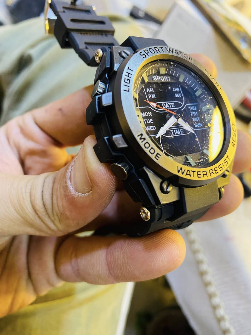 ساعه سبورت ثگيله 3Times ميل ورقم واضاءه متغيره
15اول تم


**إذا كنت صاحب هذا الإعلان وتريد حذفه لأي سبب، رجاءا أرسل رسالة إلى الدعم الفني**