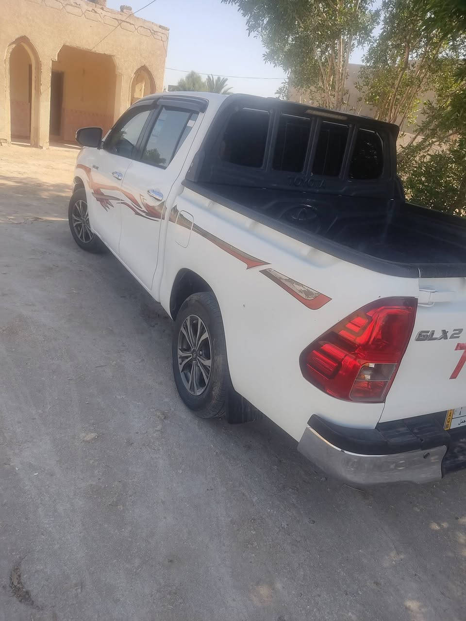 يالله السلام عليكم
تيوتا هيلوكس سعودي ام الدعاء موديل 2017 مكفوله كفاله عامه ماعده بارد الجاملق الخلفي الايسر السعر 220$ المكان السماوه السوير 
***********
