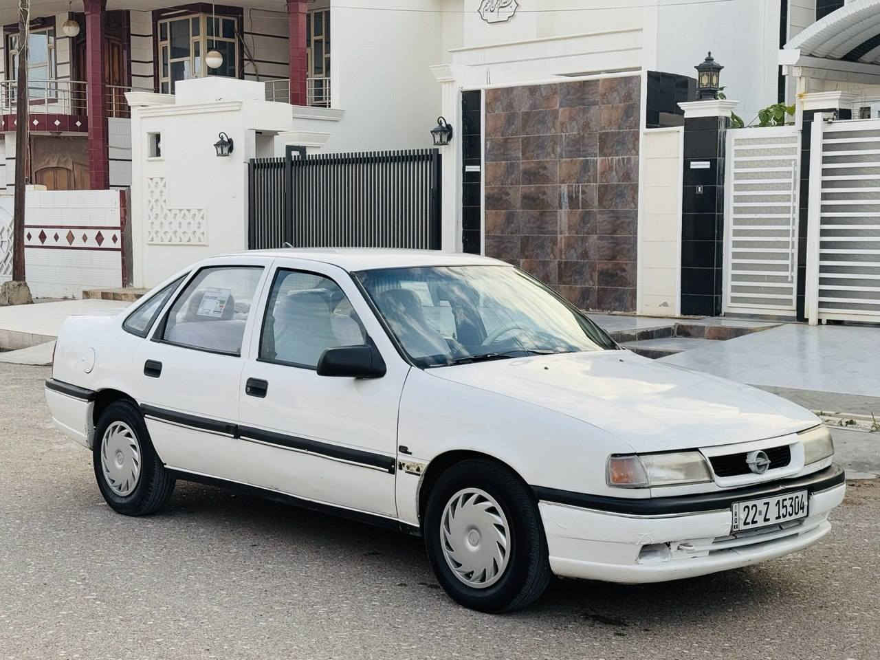 اوبل فكترا للبيع
موديل 1995
رقم اربيل رقم وسنويه وهزه جديد شرط التحويل
كير اوتماتيك.محرك وكير شرط لاصرف ولا بخار ولا صوت
سياره بدون مصرف جاهزه من كل النواحي
كهربائيات وتخم تاير وصدر امامي وخلفي كلها جديد
سياره بدون ضربه شرط وبدون دواخل 
السعر 40
***********
