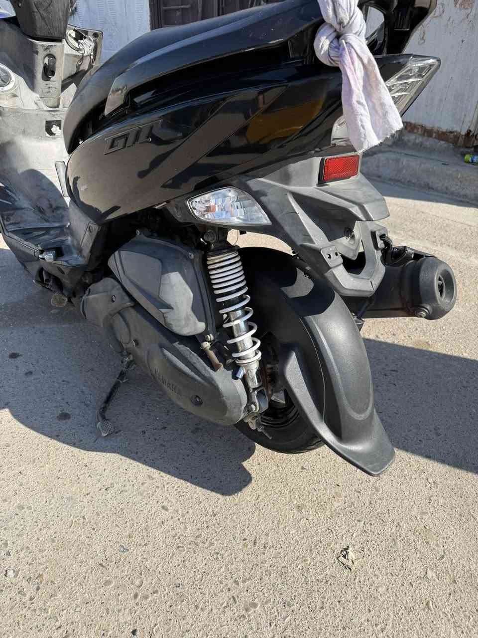 سلام عليكم دراجة جي تي آر صار شهر من نازلة رمبة سعر ٨٥٠ مكان بغداد هاتف ***********
