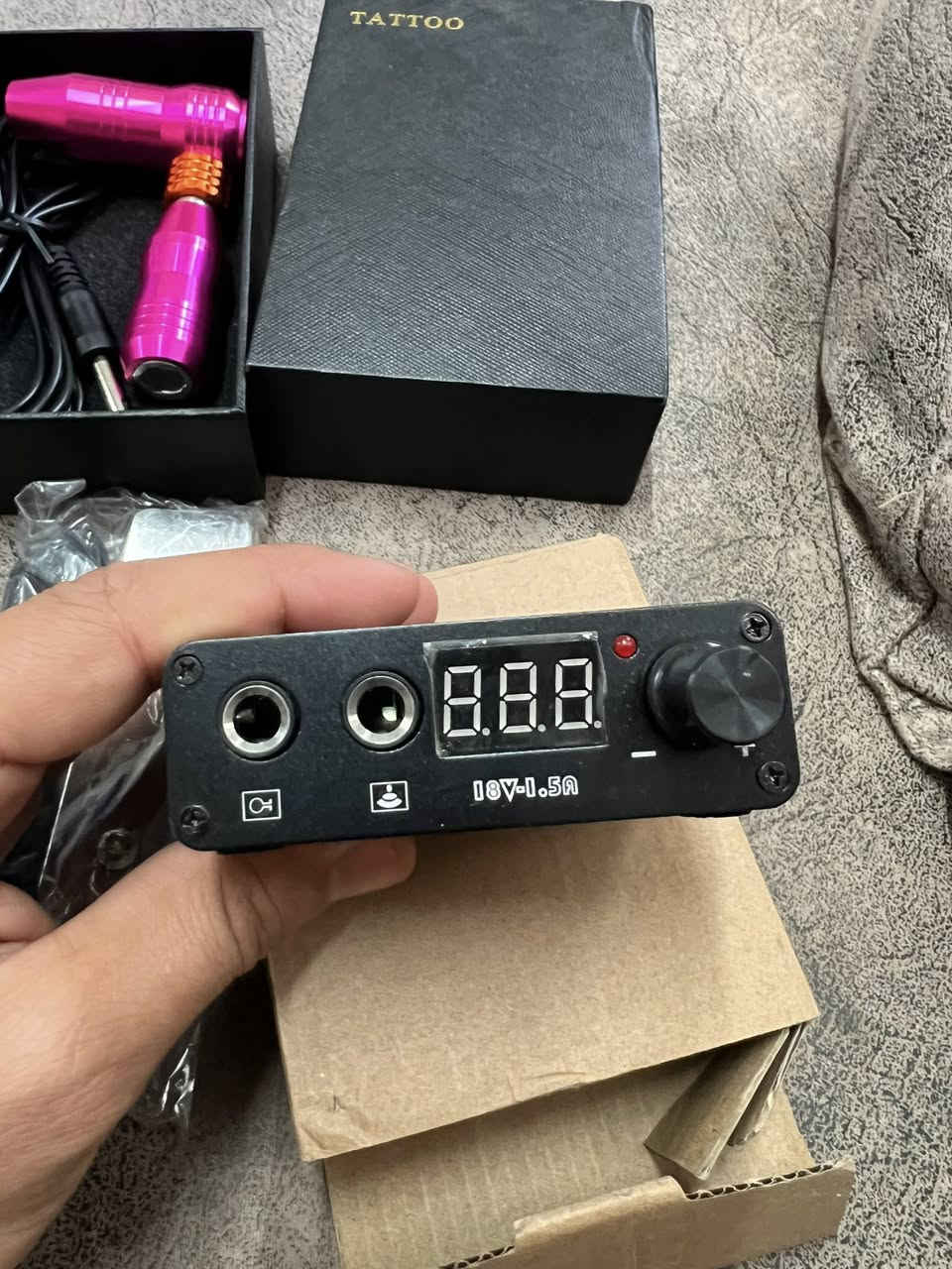 جهاز وشم وتاتو ويا 50 ابره متنوعه خلي سعرك وبل عافيه


**إذا كنت صاحب هذا الإعلان وتريد حذفه لأي سبب، رجاءا أرسل رسالة إلى الدعم الفني**