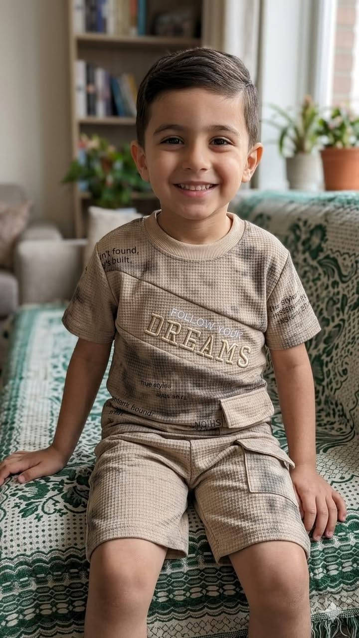 السلام عليكم
برموده ولادي يلبس 8سنه الى 14 سنه 
سعره 5 فقط
يوجد توصيل


**إذا كنت صاحب هذا الإعلان وتريد حذفه لأي سبب، رجاءا أرسل رسالة إلى الدعم الفني**