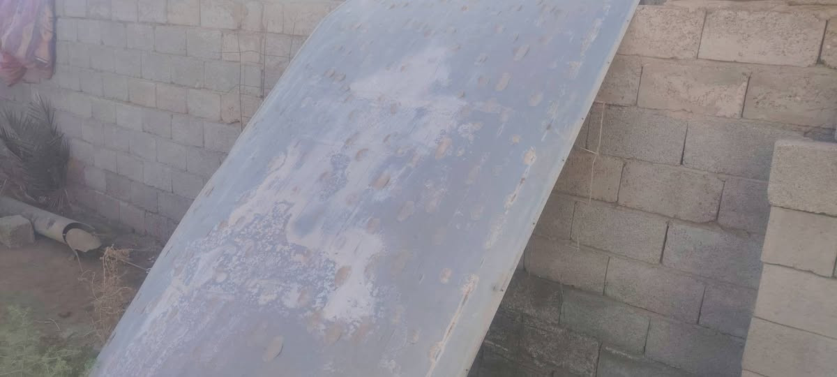 السلام عليكم ورحمة الله وبركاته 
غلاف بدي مال كيه حمل  نضيف ٪90
وكاسح نضيفه السعر 200وبيه مجال  الموشراي لاينتصل مكلف بنشر 
***********
