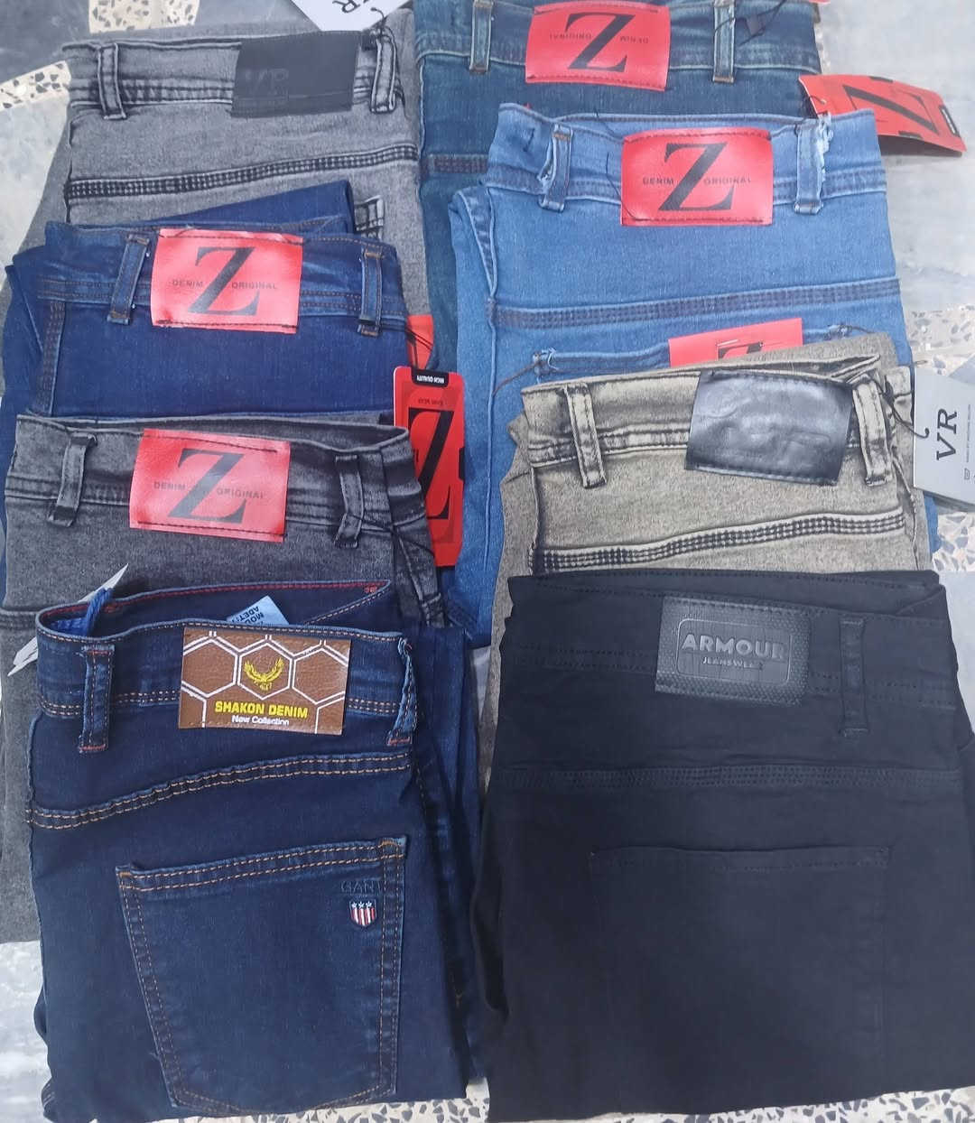 بنطرون كابوي ليكرا 
قياسات مختلفة 
القطعة ١٨ الف دينار 
خدمة توصيل 
٥ الاف بغداد 
٦ الاف محافظات 
ضمان الجودة 
للطلب 
***********
واتساب ..
حي القدس مقابل المتنزة 
الباشا للاناقة الرجالية وخياطة الأمراء. اهلا وسهلا بالجميع
ملاحظة يوجد كابوي تصفية سعر القطعة ١٥ الف ..
