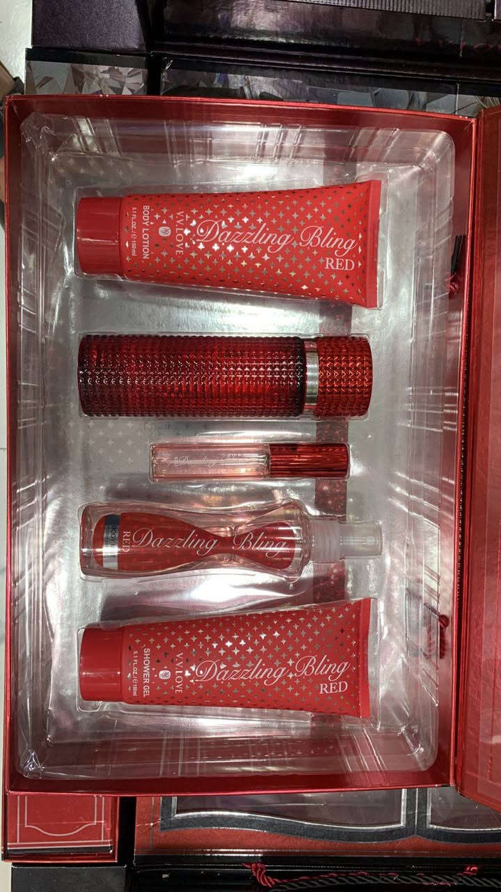 إذا كنت تبحث عن هدية أنيقة أو عطر للاستعمال اليومي، فهذا الطقم هو الاختيار المثالي.
📦 محتويات الطقم:
عطر 100ml
عطر صغير للسفر
بودي ميست
شاور جيل
أفتر شيف (After Shave) او جيل دوش 
✅ رائحة رجالية جذابة وثابتة. ✅ تصميم أنيق مناسب للإهداء. ✅ جديد وفي علبته الأصلية.
💰 الثمن: 199  درهم 
📍 المدينة: برشيد
🚚 التوصيل متوفر مجاني لجميع المدن المغربية.
📩 للتواصل عبر الرسائل الخاصة أو واتساب
https://wa.me/212699546229 
#عطور #عطر_رجالي #عطر_نسائي #هدايا 🎁 عرض خاص – طقم عطر رجالي و نسائي  فاخر (5 قطع) برشيد, المغرب


**إذا كنت صاحب هذا الإعلان وتريد حذفه لأي سبب، رجاءا أرسل رسالة إلى الدعم الفني**