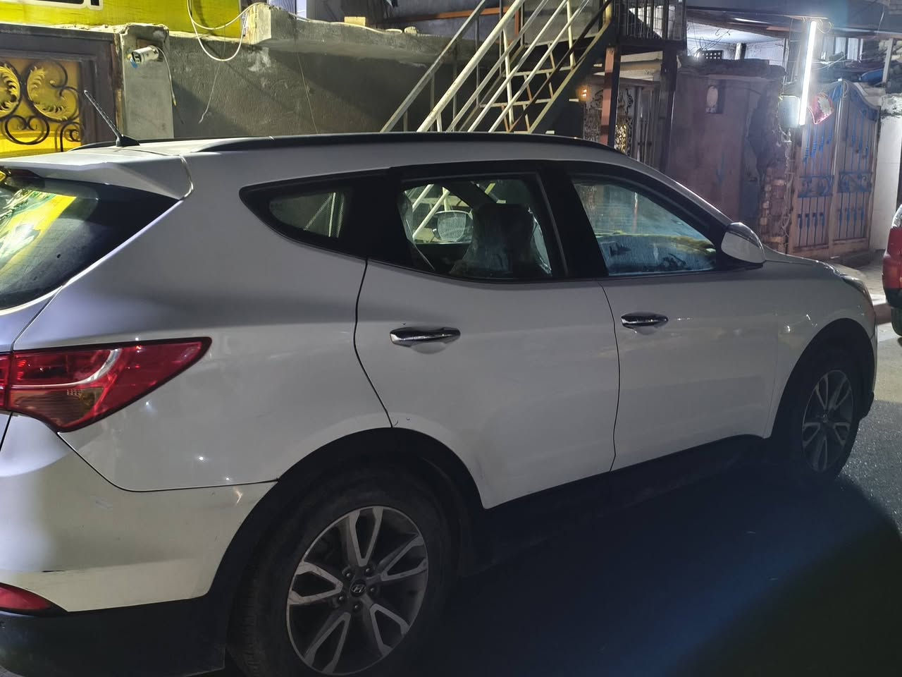 سنتافي 2013 خليجي بدون حادث مكفولة تبريد 3 قطع مكينه 2400 دوش المرغوب جديدة قبل 6 اشهر مبدله ماشيه 140 الف 7 راكب فول مواصفات بدون بصمه وفتحه فقط ويل كب كروم تخم تايرات حدادية جدية دوشمه جديده دواخل جلد السيارة مال والدي جناي الله شاهد ماتصرف عليه عبوه بانزين كامله احتياط العنوان الشعب قرب معارض انصيف السعر 145 وبيه مجال بسيط حك الجية رقم الهاتف ***********
