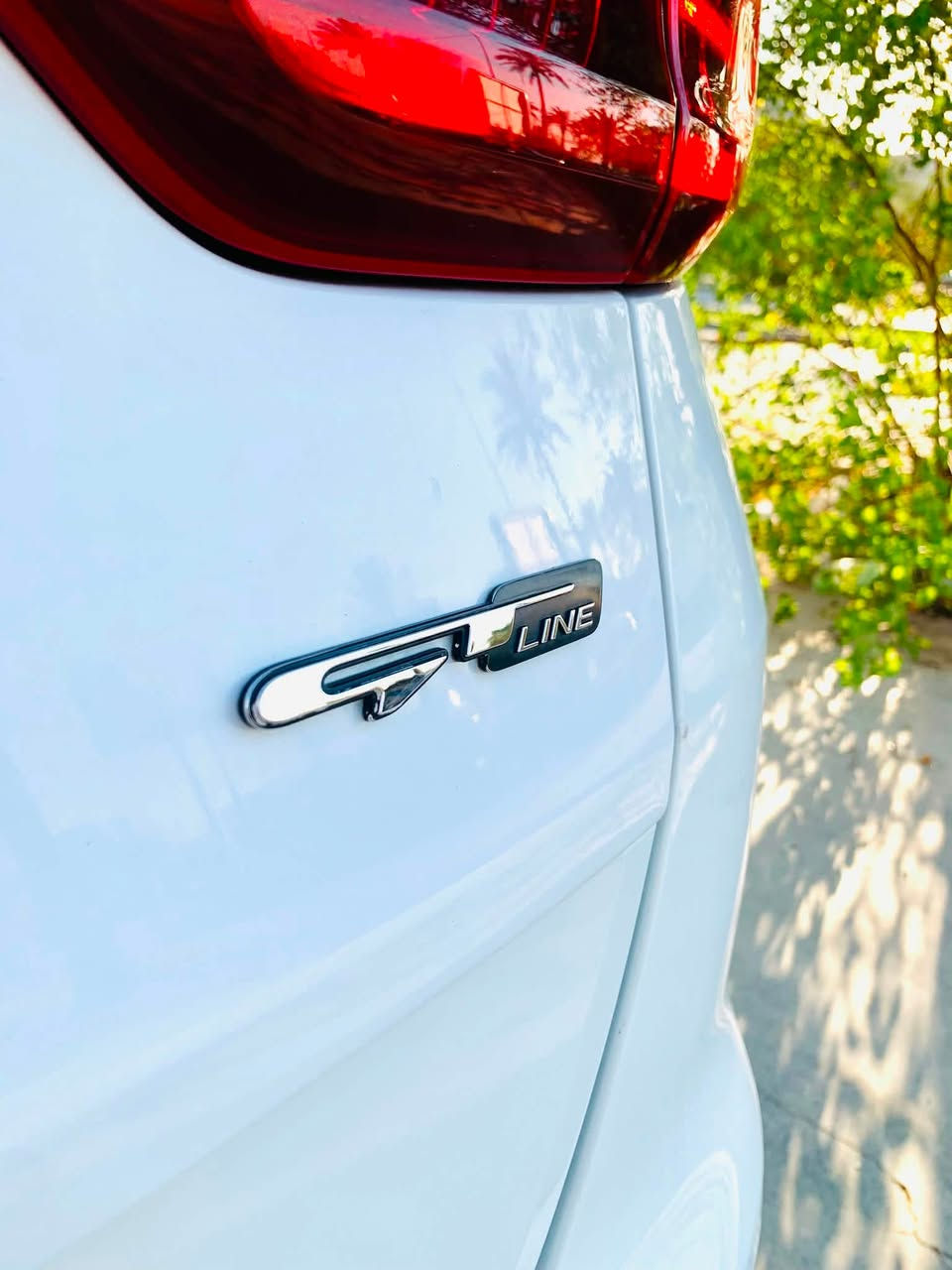السلام عليكم للبيع
كيا - سبورتج جي تي لاين 2021 خليجي أعلى فئة
‏Kia- sportage GT- line 2021 full option
ماشية 50 حقيقي جرس بل 120 ادك 
مكفولة من الصبغ والتبديل الضربة 
المواصفات
1بصمه.+بنوراما+ تشغيل عن بعد 
جنطه كهرباء ذكيه 
 هاند بريك بصمة +ويل كروم حجم 19
شاشه اصليه حجم كبير مع نظام نفنكيشن لد نهاري ولد امامي خلفي + بك لايت لد + حساسات امامي خلفي + وكامرة خلفية دوارة
كشنات جلد اصلي+الكشنات الاماميه كهرباء
بلاجكتور امامي رباعي عدسه+ مود درايف
مانع انحدار ومانع انزلاق
ستيرن رياضي نصف قطر D+ شفتات استيرن
 تحكم ستيرن فول مع تحكم بلوتوث 
  قطعتين تبريد+مكينه حجم 2000 دوش
ايرباك عدد ٨+شاحن هاتف لاسلكي
مري شفط اشارة بالمري
رقم بغداد بسمي الأنكليزي الجديد
مكان السيارةبغداد الاستفسار ‭
‏‭***********
