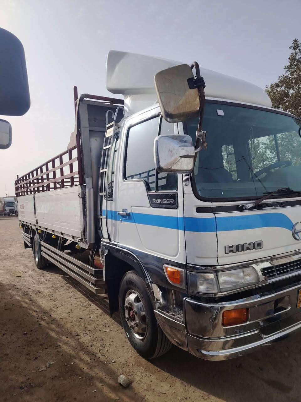 السلام عليكم هينو انكر مكينه ثمانين عادي مامفتوحه خط واحدتخم تايرتصال عل رقم
***********
♥️♥️♥️
