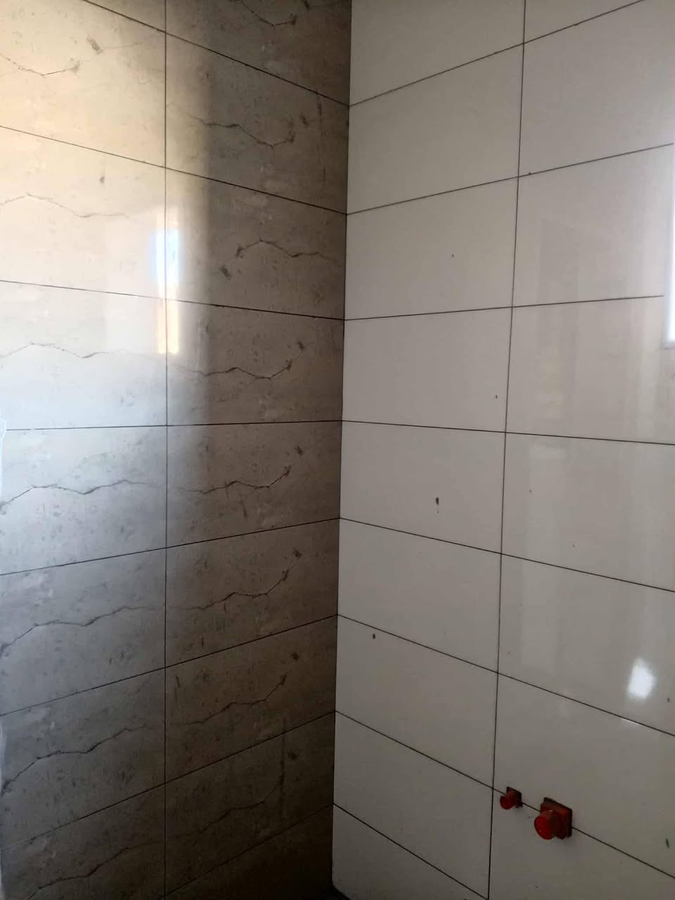 خلفه سيراميك ارضي وجداري ومرمر وبايات درج شغل لليزر بغداد فقط متفرغ حاليا ***********
