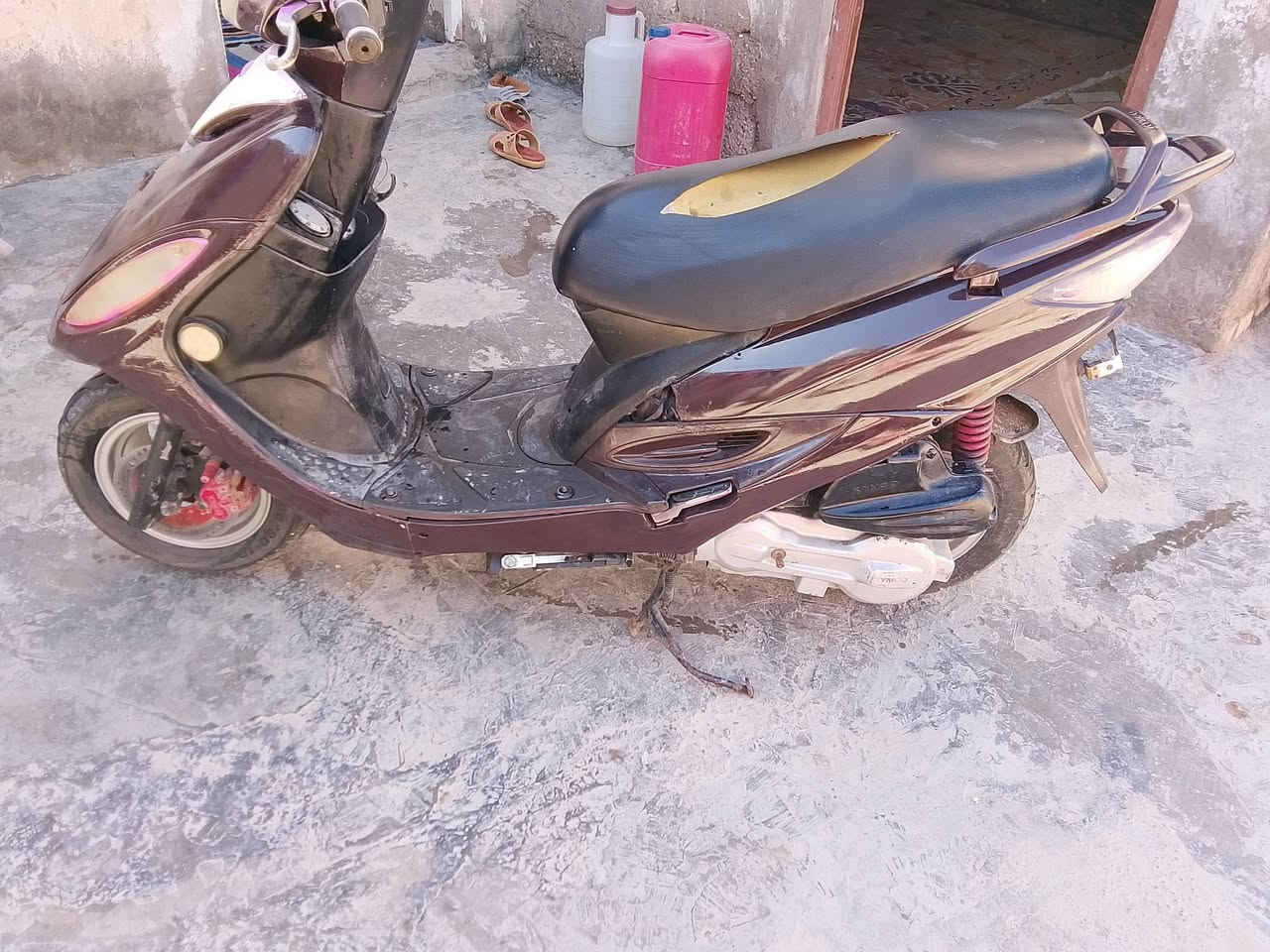 كامكو جيفور حلوه ونضيفه شرط نكره سلف وحده بس عوزها كابريتر لو تتنضف الكابريتر مكاني  قلعة سكر حي العسكري شارع الصب سعرها 225
***********
