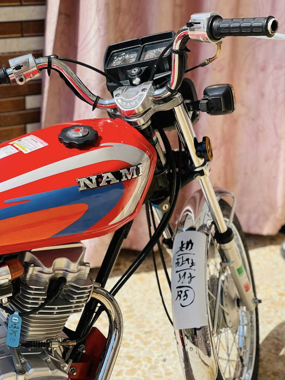 دراجه ارواق اصولي وكيله سيد خلدون 22 طالعه ب23 دراجه ما نقصه ﮼ٲي شي وحلوه ومرتبه تجي شوف بعينك دراجه متعوب عليه ومضمومه/وبدال ما تشتري بدون بواحد و50 وتروح الدوله حرمات تاخذ هاي اصولي بواحد 500 وبيه مجال العزاز الشرايه


**إذا كنت صاحب هذا الإعلان وتريد حذفه لأي سبب، رجاءا أرسل رسالة إلى الدعم الفني**