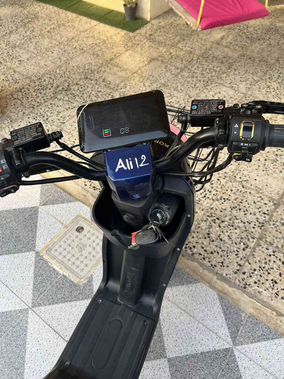 مأطور شحن جديد ٢٠٢٥ لوك كامل ما ملعوب بي كلة بلادي بطاريات فول جدد عقل بلادي كلة جديد نضام بك السعر ٣٢٥ بي مجال العنوان ديالى ابي صيدا ***********
