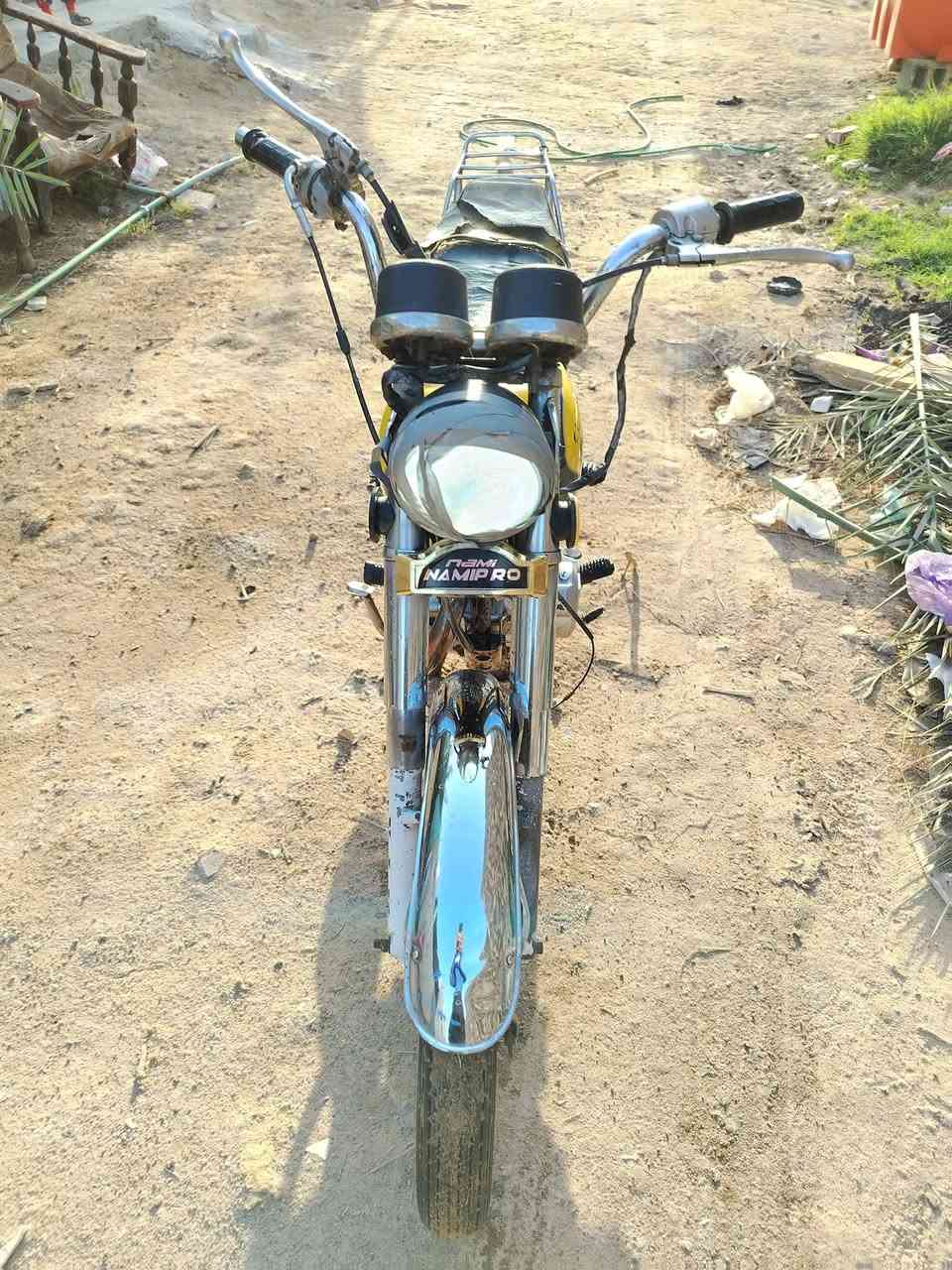 دراجه كلك البيع سعر 225 مكينه ما مفتوحه ***********
