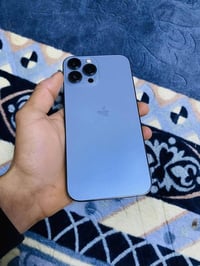 آيفون ١٣ • ٢٥٦ • بطارية ٩٤