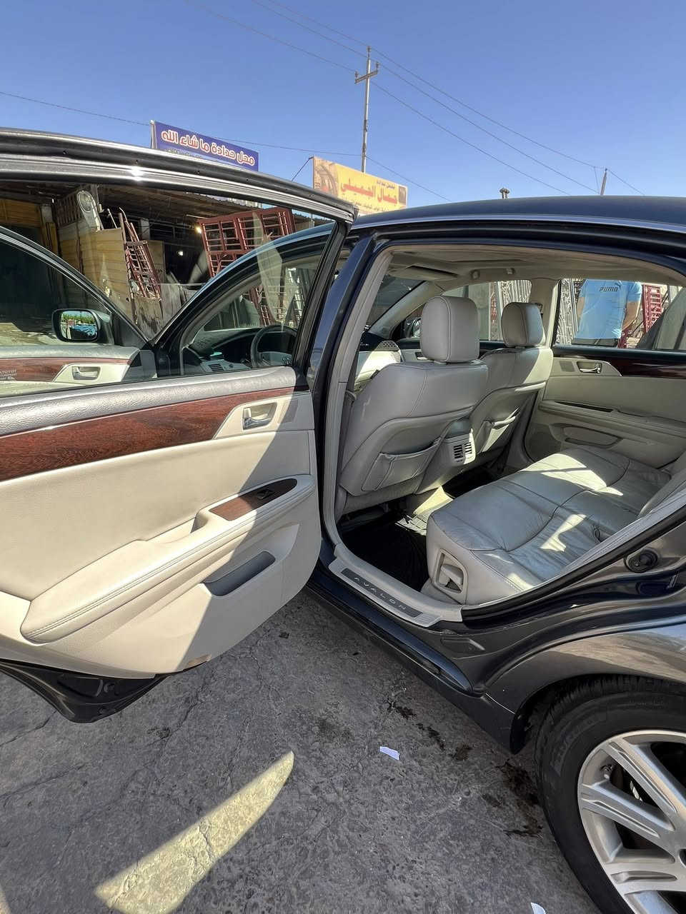 سلام عليكم افلون ٢٠٠٩ وارد امريكي فول موصفات رقم بغداد انكليزي مصبوغة فقط جمالية بدون اي ضرر ولا دواخل كير محرك جديد السعر 12000$ وبيه مجال بسيط للتواصل *********** يوجد واتس اب
