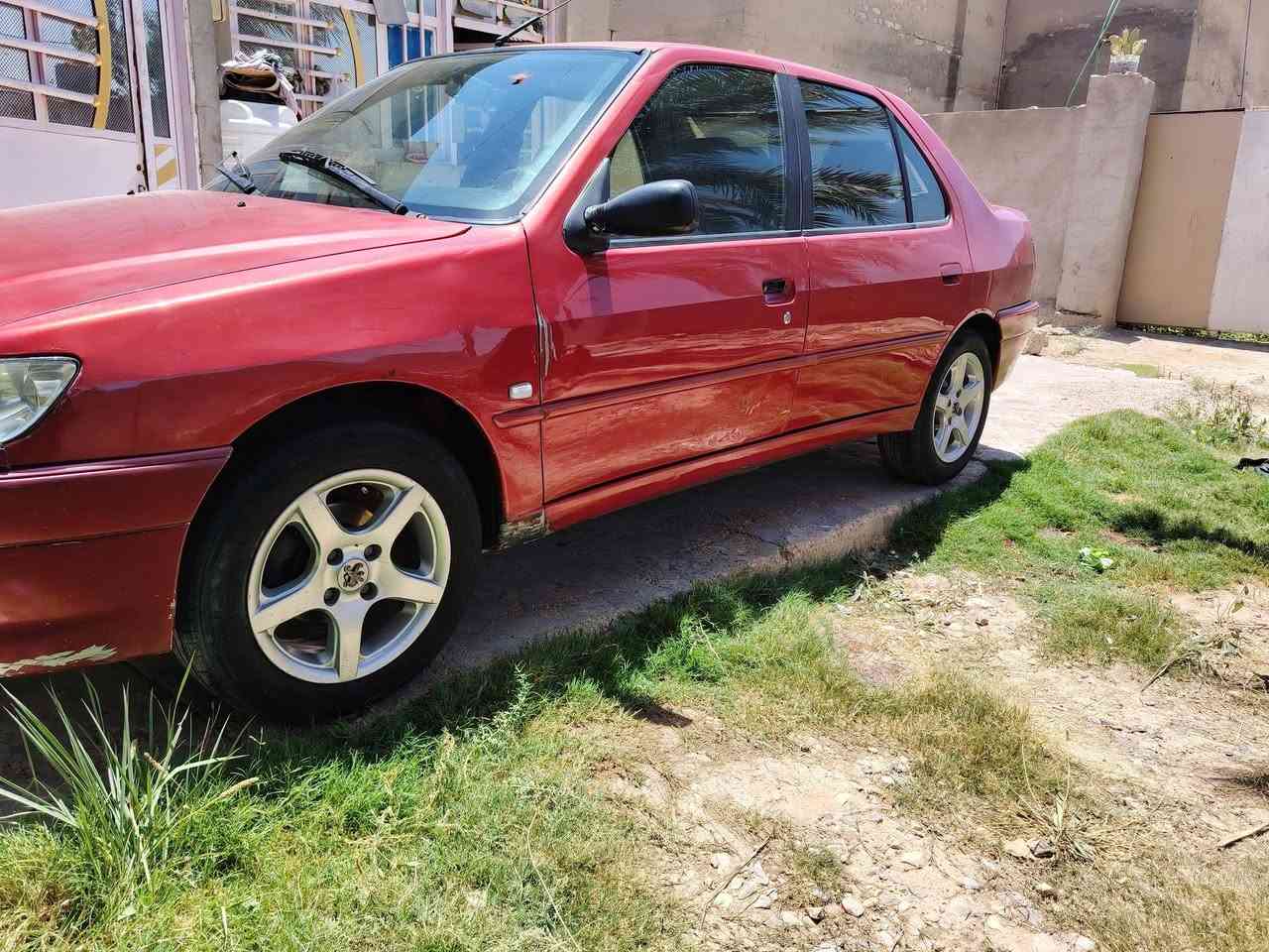 ***********
السلام عليكم بيجو 306 موديل 2002 رقم بغداد مكفولة داخل وخارج على وضع الشركة السعر 47
