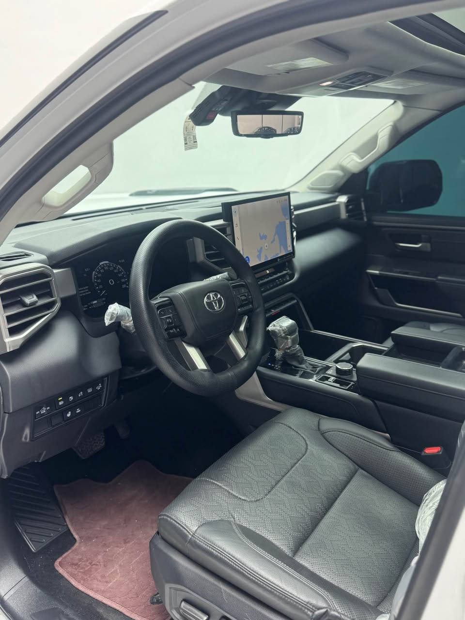 السلام عليكم

تويوتا تندرا 2024 

المواصفات: لمتد 1/1 

مكينه : 6 سلندر هايبرد

الضرر : فقط جاملخ تعديل بارد

رقم أربيل تحويل وكاله بشرط

السعر : 45000 $

للاستفسار : ***********

عنوان السياره : أربيل شارع 100 معرض فجر الخليج أربيل, العراق
