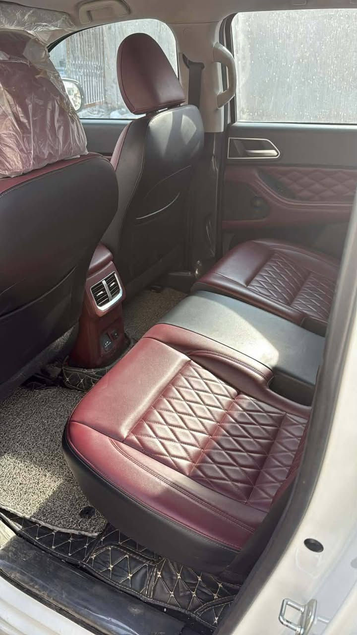 للبيع
بيك اب گريت وول باور 2021 
رقم نينوى (  ) تحويل ثاني يوم
اعلى فئة مواصفات ( Luxury 

محرك 4 سلندر حجم 2000 توربو بانزين 196 حصان 
گير اوتوماتيك الماني ZF ( 8 نمر )
السيارة اعلى فئة مواصفات  ( Luxury ) مواصفاتها جداا كثيرة راح اذكر جزء منها ( شاشة كبيرة نڤيكيشن ، ٤ كاميرات ، نقاط عمياء ، رادارات ، حساسات امامي و خلفي ، بصمة ، تشغيل عن بعد ، دفع رباعي دبل اكسل، ديفلوك ، ٣ انظمة قيادة ، تبريد قطعتين ثلج ، كشنات جلد نابا و الامامية كهرباء ، سيمي اوتو بارك ، لايتات عدسات زينون ، اوتو هولد ، درج خلفي، سلايد روف ، شاحن وايرليس، تدفئة كشنات و ستيرن ... الخ )
سعر 170 و يرهم مراوس بفورتي او النترا
للإستفسار الاتصال على الرقم ***********
