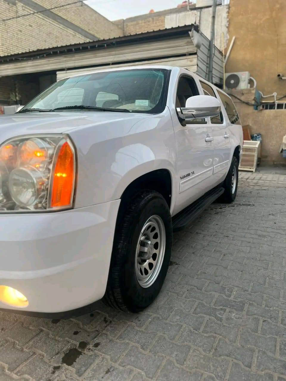 السلام عليكم جمسي للبيع 2008 خليجي كشره نضيفه تبريد خير من الله تخم تاير  بيهة بيها طخه بالدوسة مال باب السايق مصبوغة عام سيارة جاهزة بيهة خط بغداد اربيل السعر 100$ قفل (دفتر) العنوان بغداد للاستفسار الاتصال على الرقم ***********
