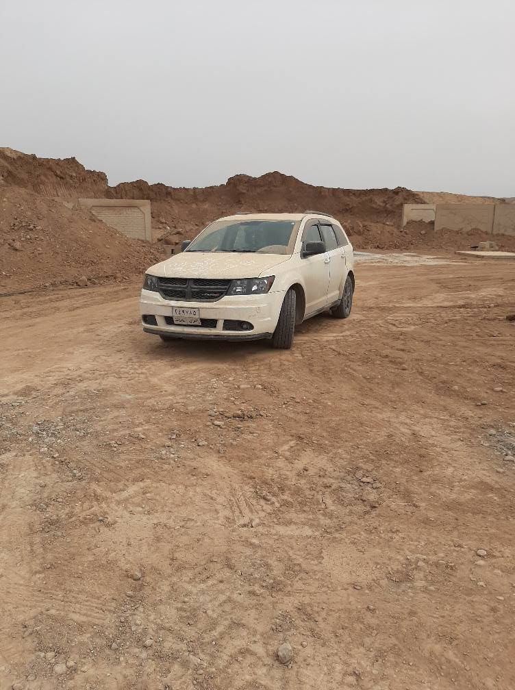 جورني للبيع موديل ١٨ ٤ سلندر  تبديل باب السائق  فقط بادي نفس لون ابيض محرك   وكير  شديته جديد مكاني كركوك  *********** كركوك, العراق
