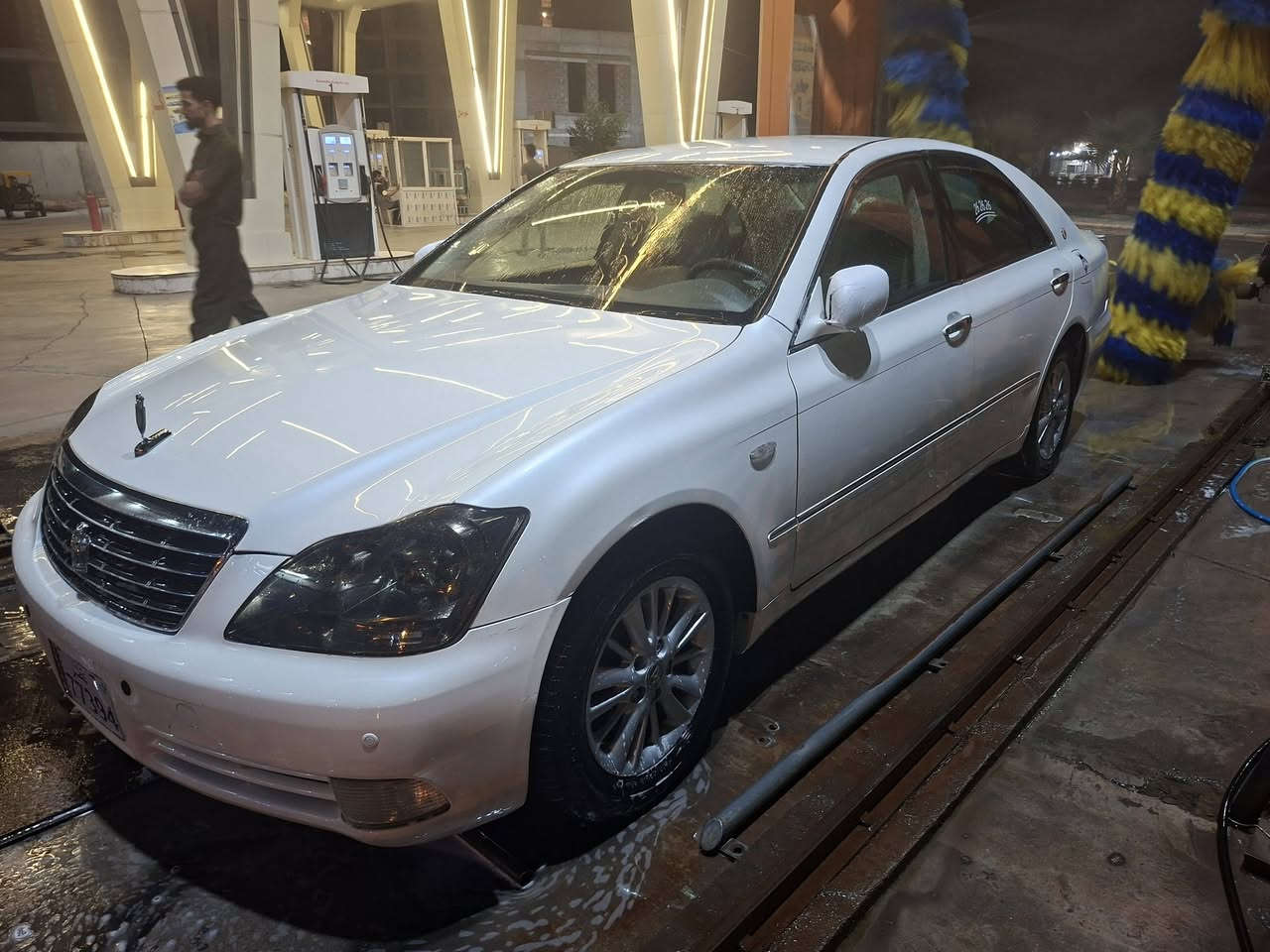 شاهینەی بڕاوە 2005 182 ناوو زەرد دوو دگمە حاسە کامل مسرووف سعری 46گەلا شوین کەلار ***********

