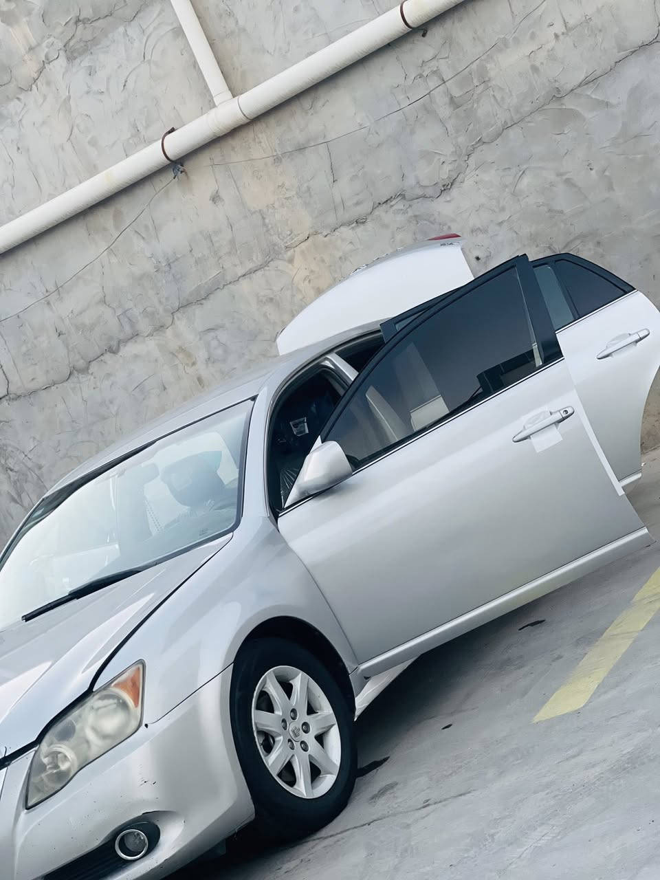 سلام عليكم افلون موديل2010
ورد امريكي جاملق وبنيد
 رقم بصره مميز ربع رقام
سياره جاهزه من جداده 
تبريد ثلج 
مكينه توه شادها 
ترهم مراوس او بيع 
سعر 95وبيه مجال بسيط 
***********
