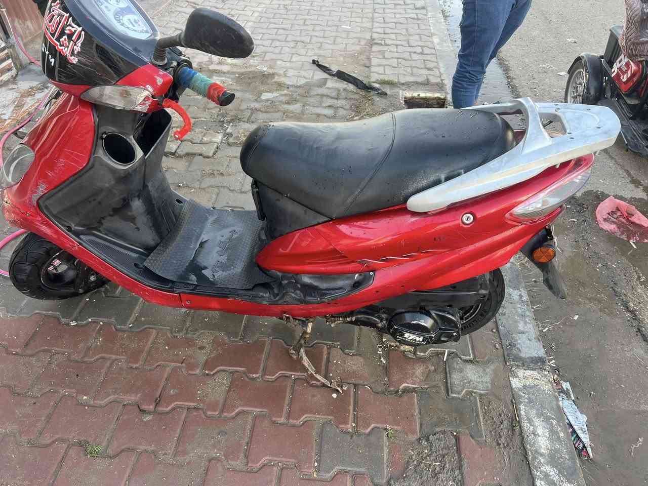 سايم للبيع مكفول محرك ممفتوح كهربائيات كله شغاله العنوان قضاء الخالديه السعر 400 وبي مجال شي قليل***********
