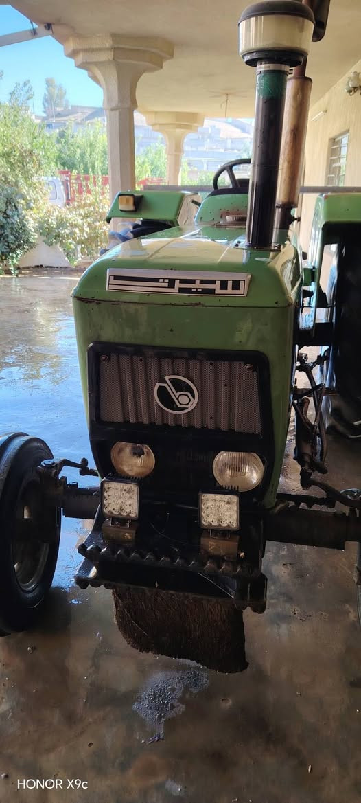 تركتر سيرت موديل 2001لل بيع الاستفسار التصال ع هاذ الرقم ***********
