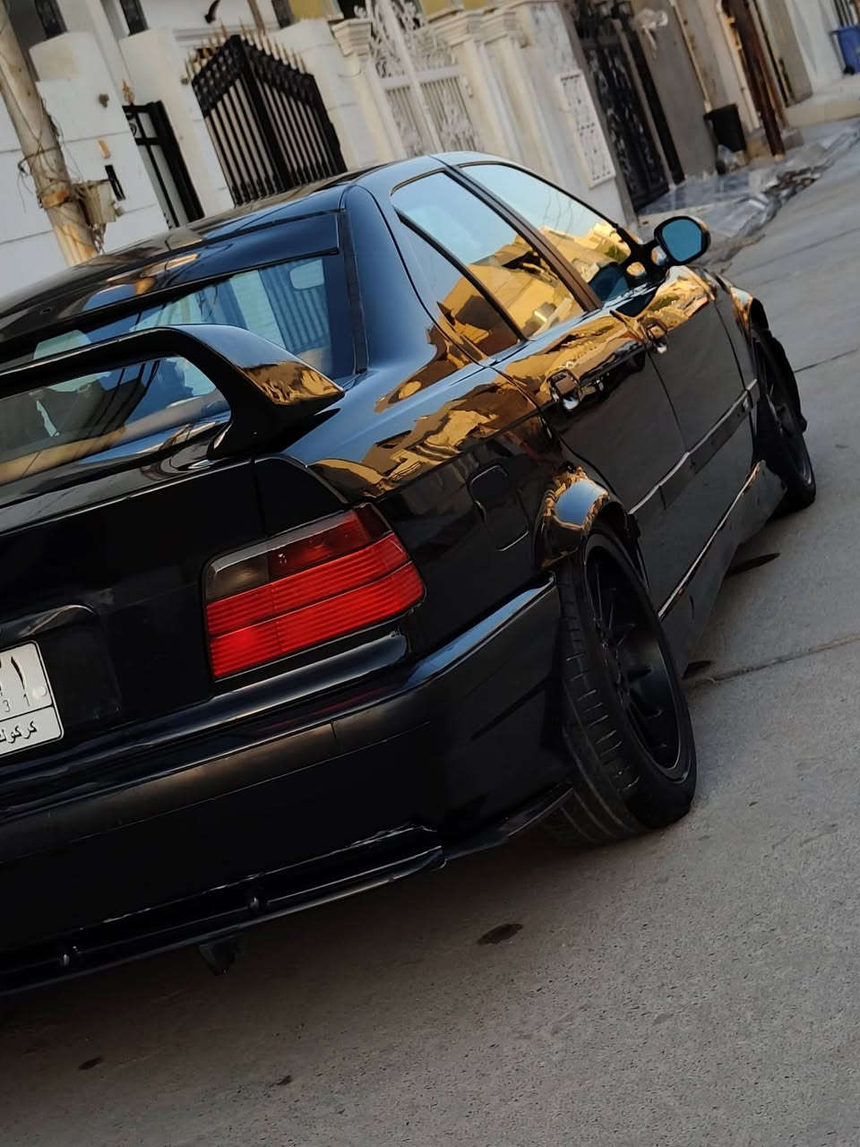 Bmw e36 للبيع
موديل 91 رقم كركوك  شرط التحويل
سنوية 2027 بيهة بطاقة بنزين
محرك 28 كبس ( بيهة خيط بغار )
بيهة جاملغ كدام طرف السائق 
دشبول ايرباك 
سلايت
بيهة تبريد بس ميشتغل (اغراضة كلة موجود)
سستم سماعة 
هاندبريك رياضي 
ويل نيو بي بي اس 
(بيهة نواقص قليل)
مكاني كركوك
سعرة 39 و بيهة مجال 
*********** 📞
