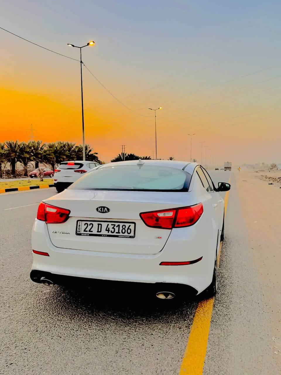 اوبتما
2015 
محرك 2400 دبل اكزور gdi
وارد امريكي بدون ضربه بيها فقط بارد بالجاملغ الايسر قليل
ماشيه 160 
رقم شمالي باسمي مكاني بالحله 
عارضها ب ٩٩  وبيها مجال بسيط 
الاستفسار
***********
